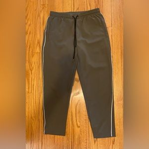 Shinestar Pants Women’s Medium Army Green Ankle length Pockets Drawstring Jogger